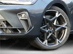 CUPRA Leon ST VZ 2.0 TSI  4Drive DSG AHK Kamera LED Bild 4