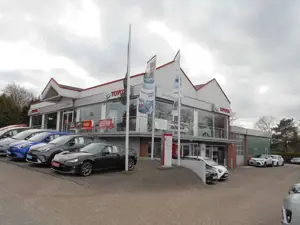 Toyota Yaris Cross Hybrid AWD-i Adventure*4x4*SHZ*CAM*AHK*TEMP