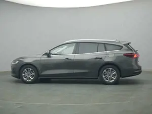 Ford Focus Turnier Titanium X 155PS/Aut./LED -22%* Bild 3