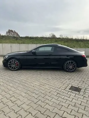 Mercedes-Benz C 43 AMG Mercedes-Benz C 43 AMG 4MATIC Coupé – AMG Performa