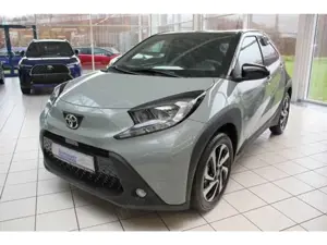 Toyota Aygo X Pulse Team D Sitzheizung Alu Rückfahrkamera