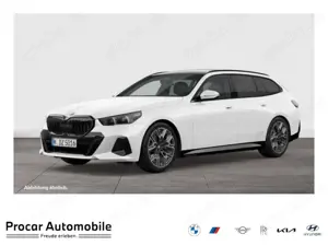 BMW 520 d M Sport HUD PANO ACC AHK 360°KAM RFK NAVI
