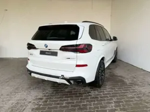 BMW X5 xDrive30d M Sportpaket Bild 2