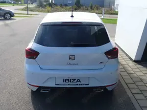 SEAT Ibiza Ibiza 1.0 TSI FR 115PS Navi ACC Sitzheizung Voll-L Bild 4