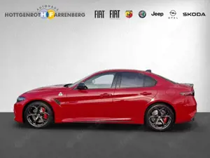Alfa Romeo Giulia QUADRIFOGLIO 2.9 V6 Bi-Tu 520 PS El. Fondsitzverst Bild 5