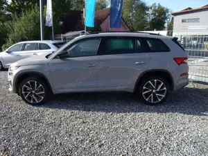 Skoda Kodiaq 2.0 TDI 4x4 DSG Sportline AHK Bild 2