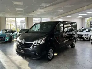 Renault Trafic L1H1 2,8t Automatik 8-Sitzer Kamera/1Hand
