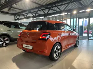 Suzuki Swift Comfort+ NAVI ACC RFK Klimaaut SHZ LED PDC Tempo B Bild 3