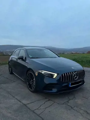 Mercedes-Benz A 35 AMG 4Matic Kompaktlimousine