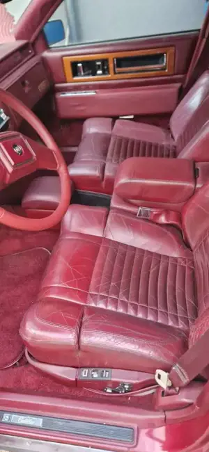 Cadillac Fleetwood Sixty Bild 2