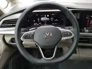 Volkswagen T7 Multivan 2,0TDI Edition DSG Premium KÜ 7 Sitzer Bild 5