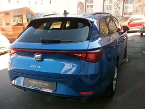 SEAT Leon LEON SPORTSTOURER ROAD EDITION 1.5 TSI AHK-VORB. Bild 2