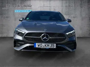 Mercedes-Benz A 200 A 200 AMG+AHK+DISTRO+PANO+360°+AMBI+MEMORY+MLED Bild 2