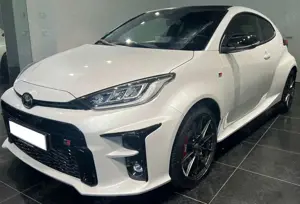 Toyota Yaris GR WRC Triple Edition 1/300 1.Hd Track Pack Paket