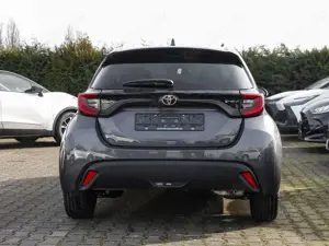 Toyota Yaris Teamplayer 1.5-Hybrid Comfort  Safety-P. Bild 3