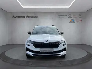Skoda Karoq Sportline 1.5 TSI DSG Matrix-LED/AHK/RFK Bild 3
