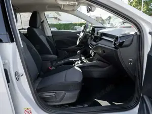 Skoda Fabia 1.0 TSI Tour LED KAMERA SHZ PDC KLIMA Bild 2