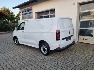 Volkswagen T7 Transporter Kastenwagen 2.0 TDI Bild 4