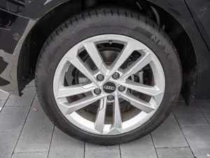 Audi A3 Sportback 35 TFSI S tronic NAVI ACC LED Bild 5