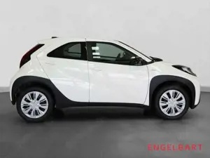 Toyota Aygo X 1.0 Business Edition Sitzheizung Bild 5