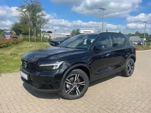 Volvo XC40 B3 B DKG Plus Dark