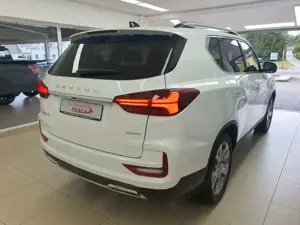 SsangYong Rexton 2.2 Sapphire  /Elegance Paket 20" Bild 4