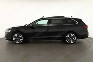 Skoda Superb Combi 2.0 TDI DSG 4x4 LED Panorama AHK Bild 2