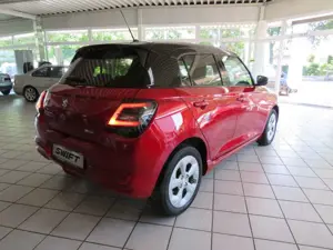 Suzuki Swift 1.2  HYBRID Comfort Bild 4