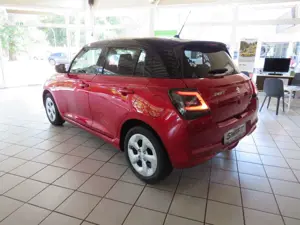Suzuki Swift 1.2  HYBRID Comfort Bild 3