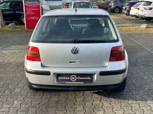 Volkswagen Golf 1.6 Bild 5