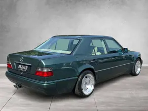 Mercedes-Benz E 500 AMG AERO BRABUS KLIMA SCHIEBEDACH MEMORY Bild 4