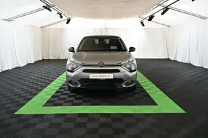 Citroen C4 1.2 PT EAT8 130 MAX LED/NAV/SOUND/PANO/H-UP/18/C4X Bild 3