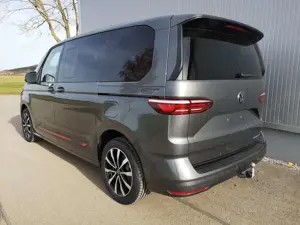 Volkswagen T7 Multivan 2,0TDI DSG Sport Edition Komfort KÜ 5 Sitzer Bild 3