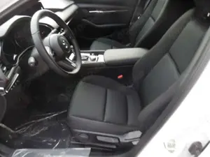 Mazda 3 e-SKYACTIV G 140 Homura Automatik Bild 4