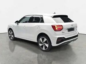 Audi Q2 Q2 35 TFSI S-TRONIC S LINE NAVI LED ACC EL.HECKKL. Bild 5