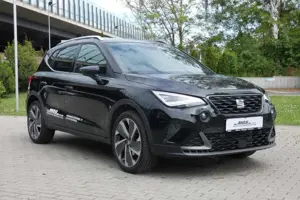 SEAT Arona FR #KAM #NAVI #ACC #LED Bild 3