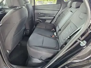 Hyundai TUCSON E-Motion 1.6 T-GDi HEV 2WD / LED ACC 2-Zonen Kl... Bild 5