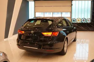 SEAT Leon ST Ecomotive Style*1.6 TDI*TÜV*Navi*SHZ*Kli Bild 3