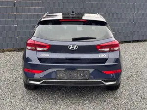 Hyundai i30 HB Family Automatik Bild 5