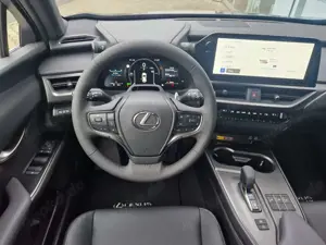Lexus UX 300h F Sport Design Bild 5