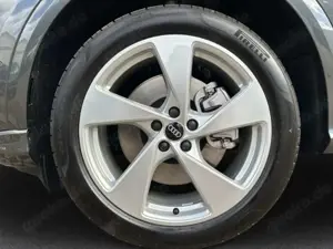 Audi Q5 2.0 TFSI e quattro S tronic Bild 4