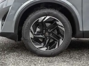 Nissan Qashqai N-Connecta 1.3 DIG-T MHEV 158PS Xtronic 4x2 Winter Bild 3