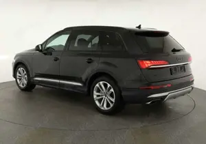 Audi Q7 45 TDI quattro basis quattro, Luft, AHK, Leder,... Bild 3
