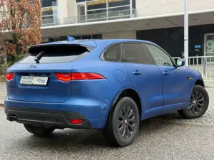 Jaguar F-Pace F-PACE Pure// PANORAMA// PDC// NAVI Bild 4