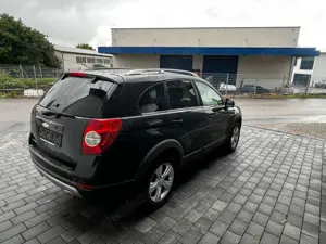 Chevrolet Captiva 2.2 Diesel LT+ Automatik/7Sitzer Bild 4