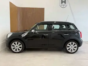 MINI One Countryman 1.6 PDC/KLIMA/LMF/ZV+TÜV 07.27 Bild 4