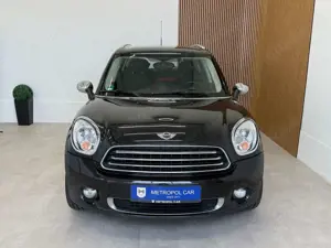 MINI One Countryman 1.6 PDC/KLIMA/LMF/ZV+TÜV 07.27 Bild 2