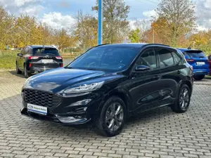 Ford Kuga Plug-In Hybrid ST-Line X AHK Winter-Paket