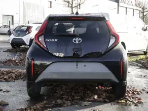 Toyota Aygo X 1.0 Teamplayer AYGO Bild 4