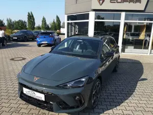 CUPRA Leon 2.0 TSI 333PS 4Drive VZ HD-Matrix-LED Pano/Schiebe